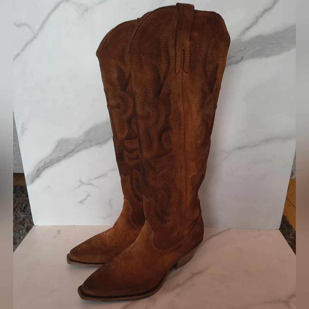 SUNDANCE Sojourner Quilted western boots